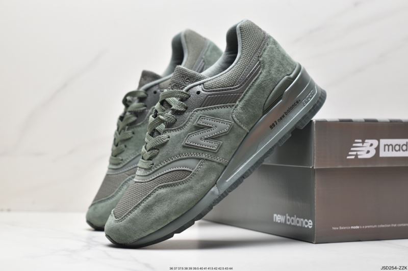 New Balance Sneakers